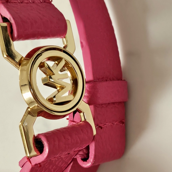 Michael Kors Pink and Gold Belt with Luxurious Design - Picture 8 of 9